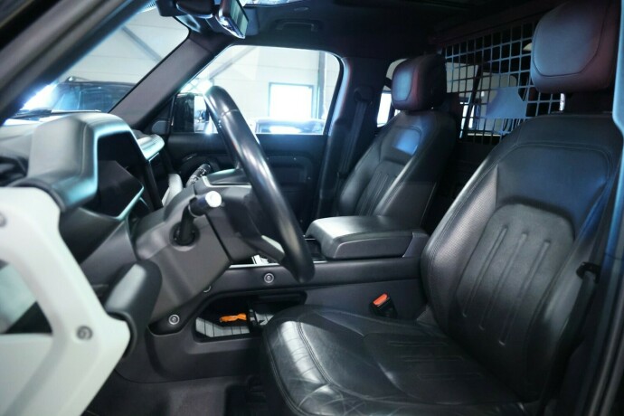 land-rover-defender-diesel-2021-big-4