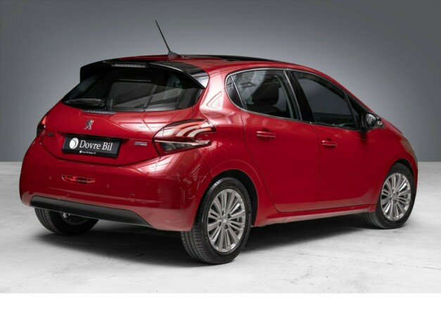 peugeot-208-bensin-2017-big-7