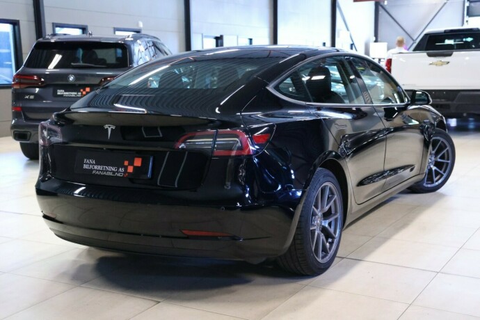 tesla-model-3-elektrisitet-2021-big-2