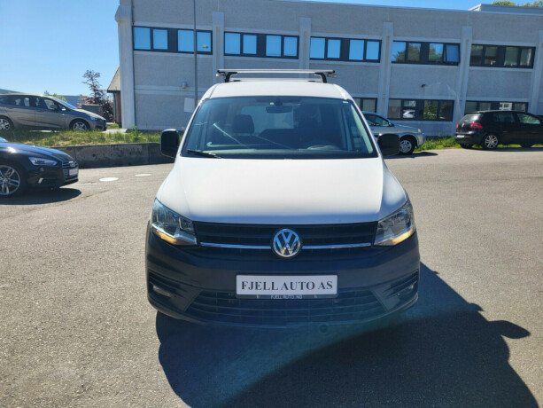 volkswagen-caddy-maxi-bensin-2018-big-1