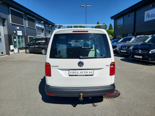 volkswagen-caddy-maxi-bensin-2018-big-5