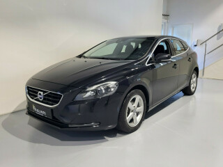 Volvo | V40 | Diesel | 2015