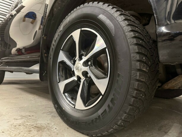 toyota-hilux-diesel-2020-big-9