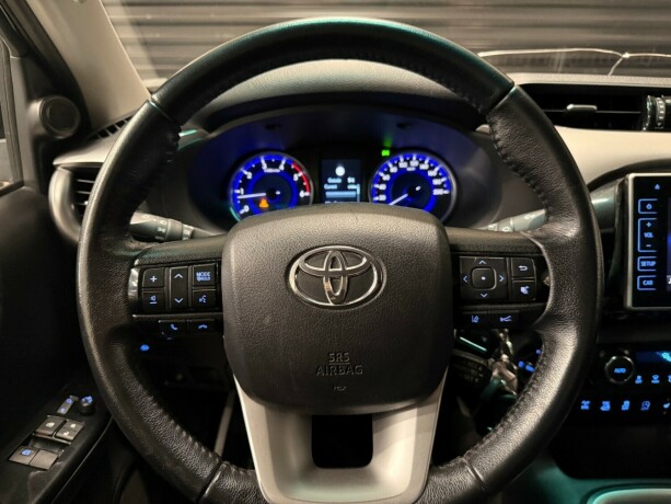 toyota-hilux-diesel-2020-big-15