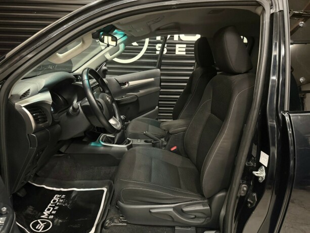 toyota-hilux-diesel-2020-big-29