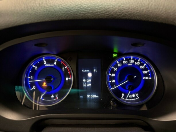 toyota-hilux-diesel-2020-big-20