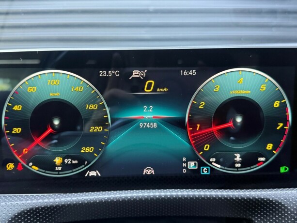 mercedes-benz-a-klasse-bensin-2020-big-16