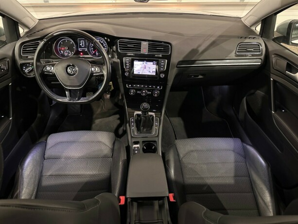 volkswagen-golf-diesel-2014-big-15