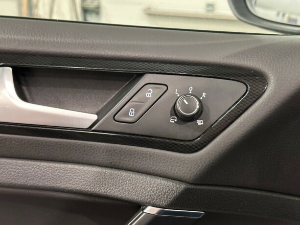 volkswagen-golf-diesel-2014-big-18
