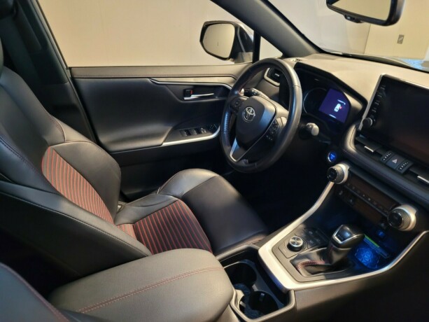toyota-rav4-elektrisitetbensin-2020-big-15