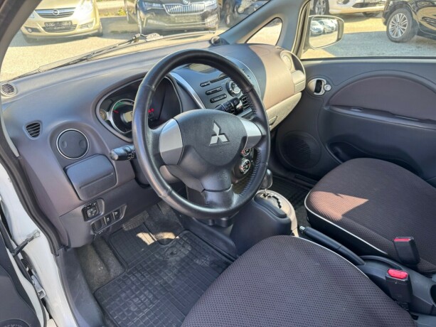 mitsubishi-i-miev-elektrisitet-2013-big-5