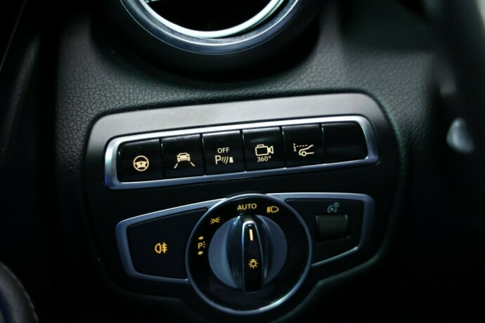 mercedes-benz-glc-elektrisitetbensin-2016-big-17