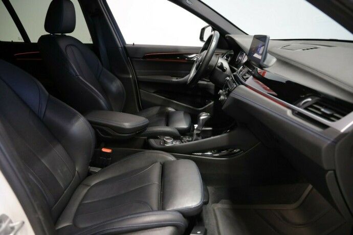 bmw-x1-elektrisitetbensin-2021-big-8