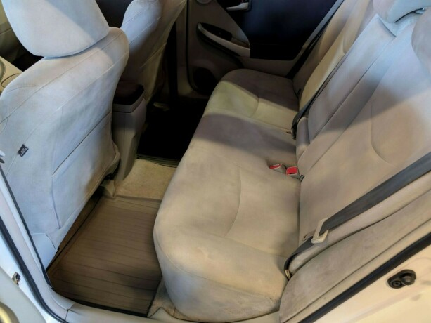 toyota-prius-elektrisitetbensin-2010-big-21