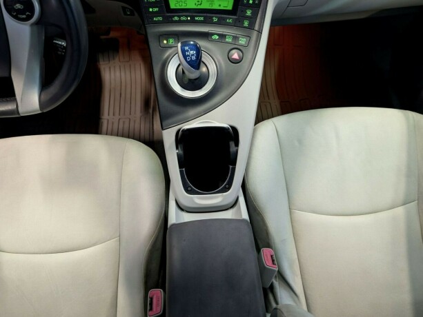 toyota-prius-elektrisitetbensin-2010-big-19