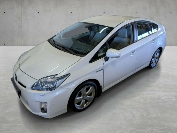 toyota-prius-elektrisitetbensin-2010-big-4