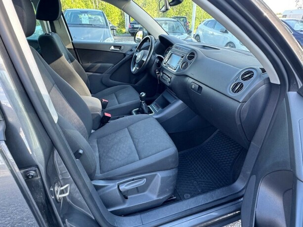 volkswagen-tiguan-diesel-2011-big-9