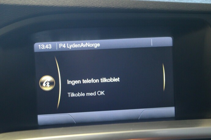 volvo-s60-diesel-2012-big-12