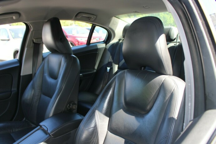 volvo-s60-diesel-2012-big-6
