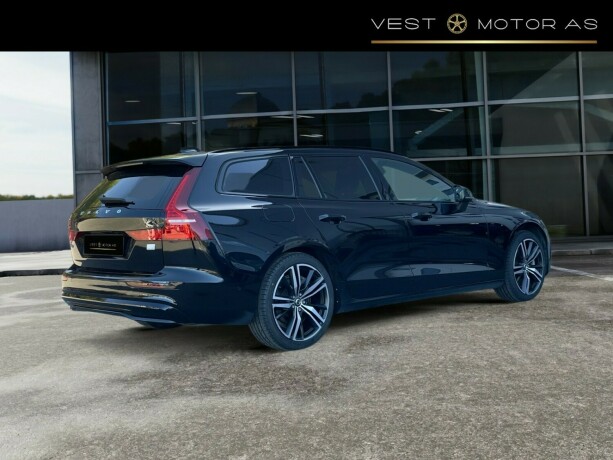 volvo-v60-elektrisitetbensin-2023-big-7