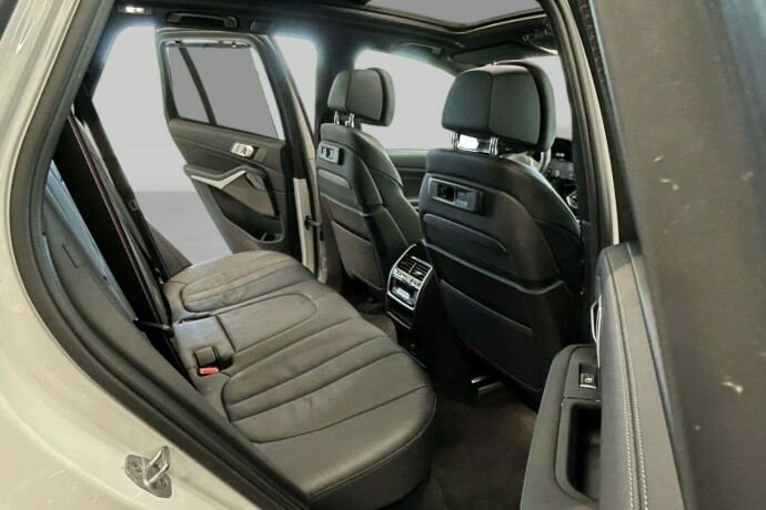bmw-x5-elektrisitetbensin-2020-big-18
