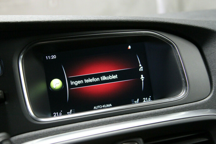 volvo-v40-diesel-2014-big-8