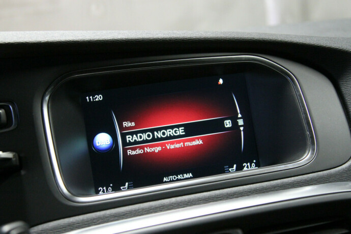 volvo-v40-diesel-2014-big-6