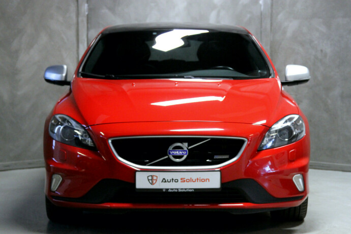 volvo-v40-diesel-2014-big-23