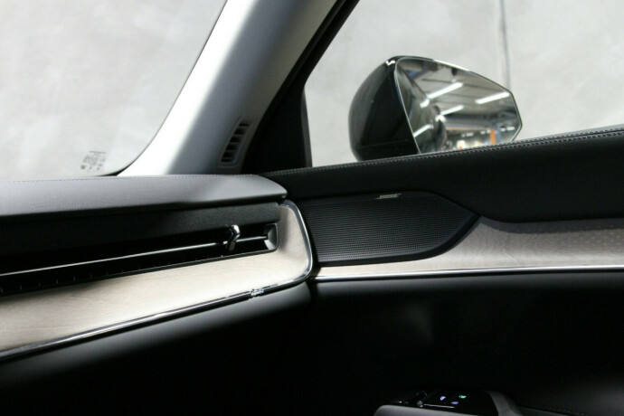 volvo-ex90-elektrisitet-2025-big-27