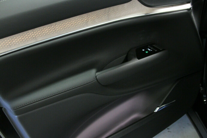 volvo-ex90-elektrisitet-2025-big-38