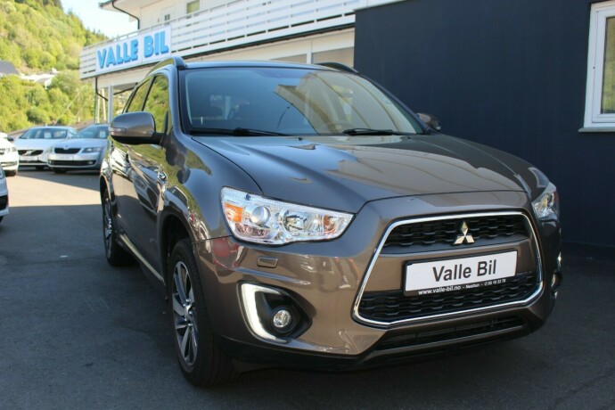 mitsubishi-asx-bensin-2015-big-0