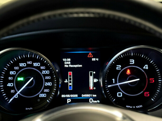 jaguar-xe-diesel-2016-big-14