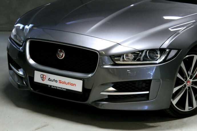 jaguar-xe-diesel-2016-big-32