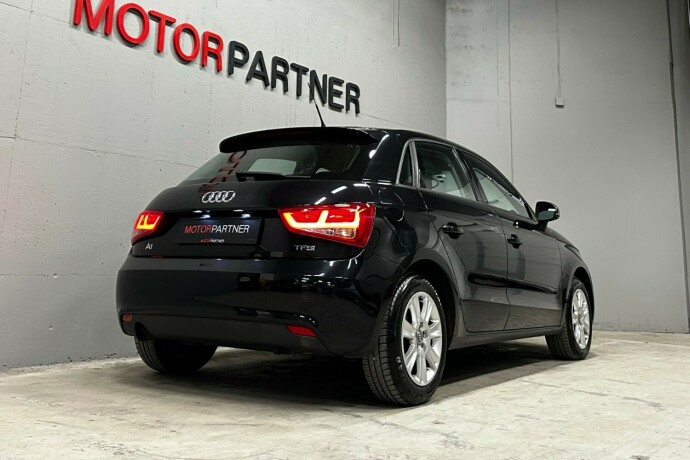 audi-a1-bensin-2012-big-6
