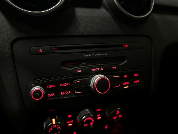 audi-a1-bensin-2012-big-19