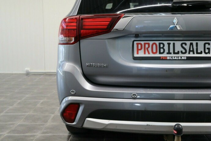 mitsubishi-outlander-elektrisitetbensin-2017-big-8