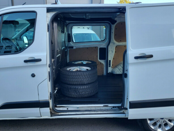 ford-transit-custom-diesel-2021-big-9