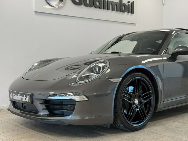 porsche-911-bensin-2013-big-2
