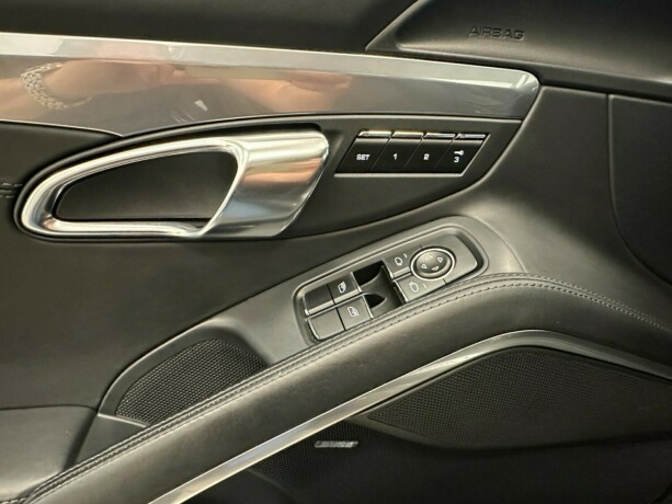 porsche-911-bensin-2013-big-26