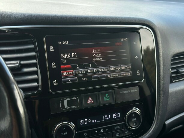 mitsubishi-outlander-elektrisitetbensin-2017-big-27