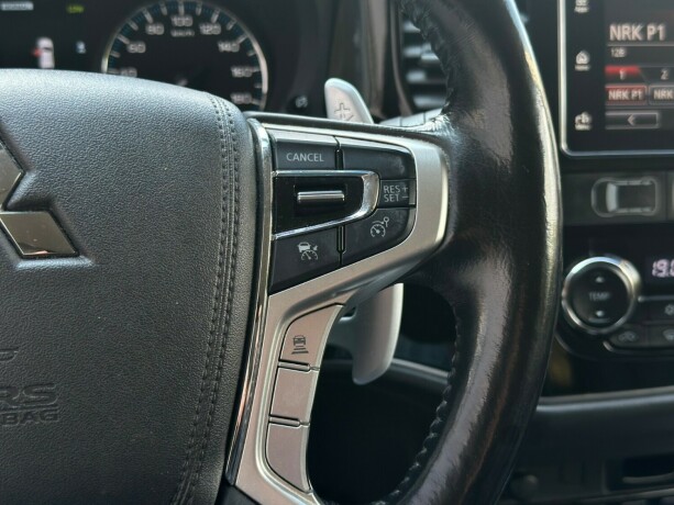 mitsubishi-outlander-elektrisitetbensin-2017-big-26