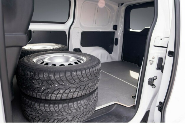 toyota-proace-elektrisitet-2023-big-23