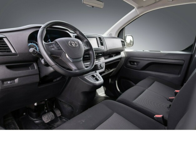 toyota-proace-elektrisitet-2023-big-10
