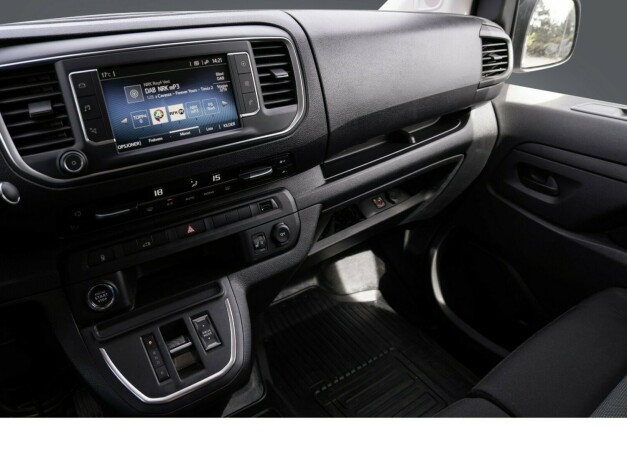 toyota-proace-elektrisitet-2023-big-13