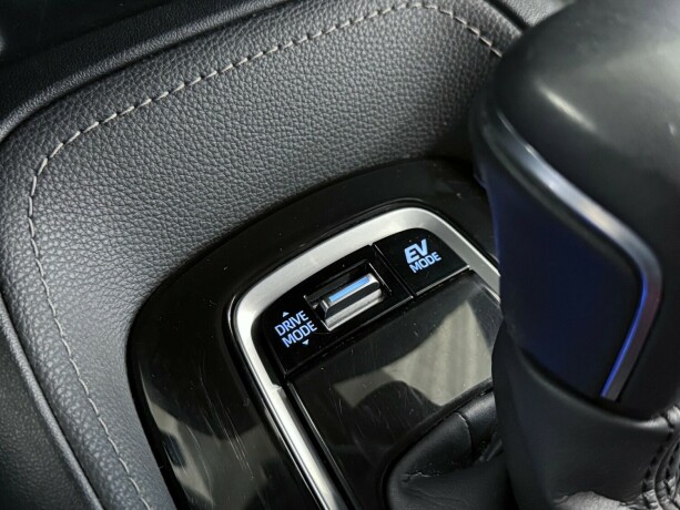 toyota-corolla-elektrisitetbensin-2019-big-21