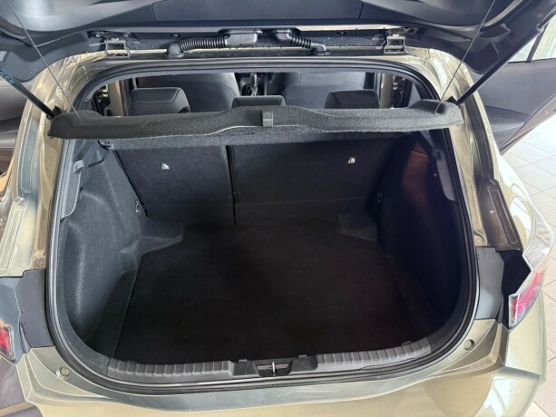 toyota-corolla-elektrisitetbensin-2019-big-34