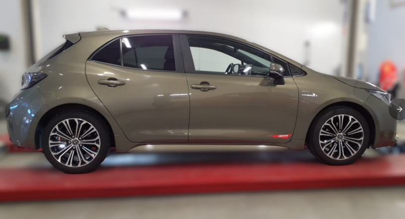 toyota-corolla-elektrisitetbensin-2019-big-4
