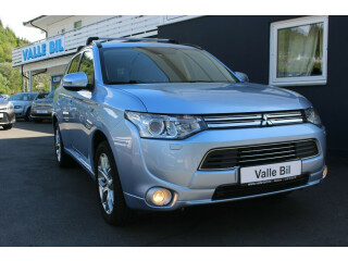 Mitsubishi | Outlander | Elektrisitet+bensin | 2014