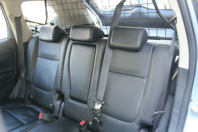 mitsubishi-outlander-elektrisitetbensin-2014-big-8