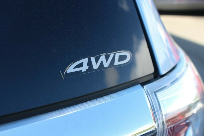 mitsubishi-outlander-elektrisitetbensin-2014-big-5